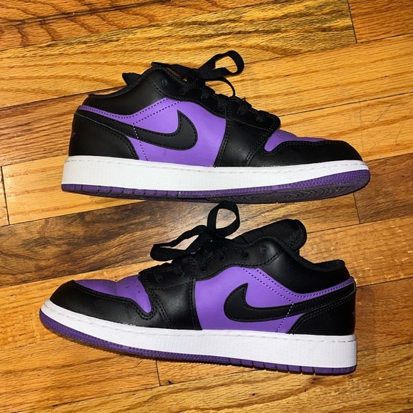 Purple Venom Yellow And Purple Jordans 13 Jordan FD4648-501 Air Jordan 13 Retro Purple Venom